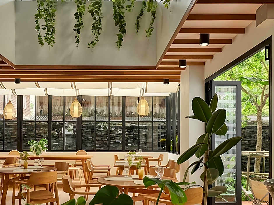 The Motifs Eco Hotel