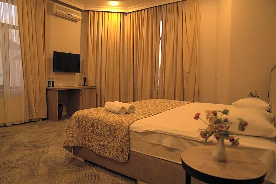 Premier Hotel