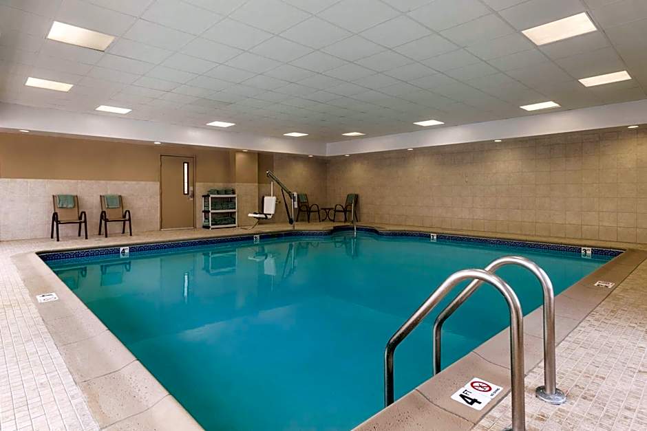 Hampton Inn By Hilton & Suites Greenfield