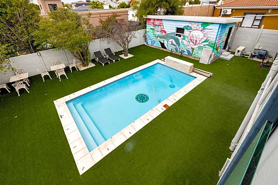 HOUSE 72