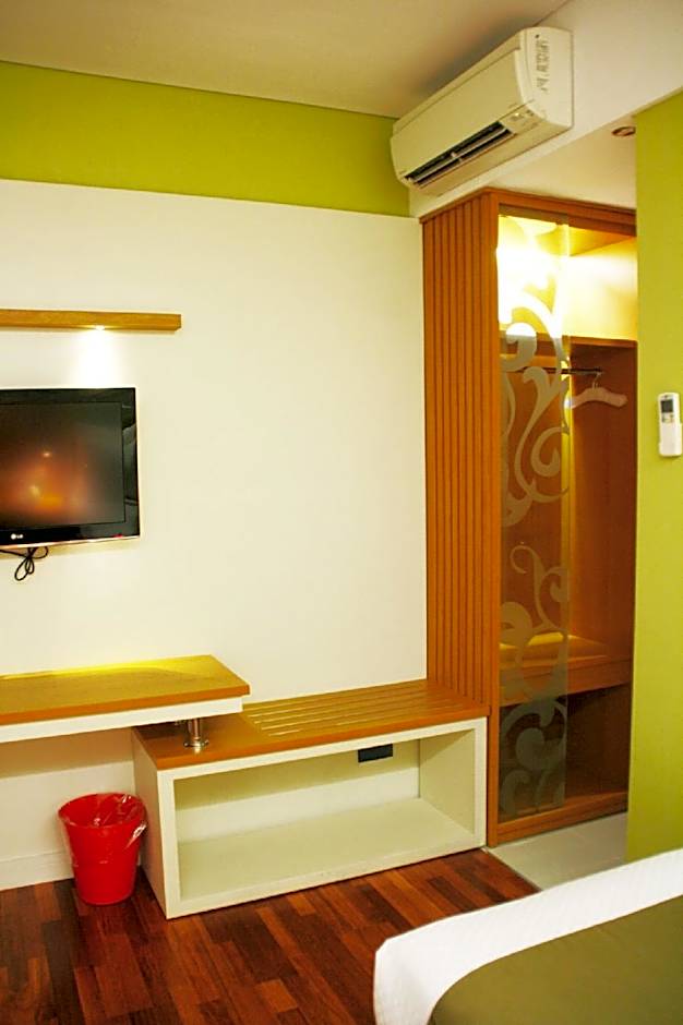 Life Hotel Sudirman Surabaya