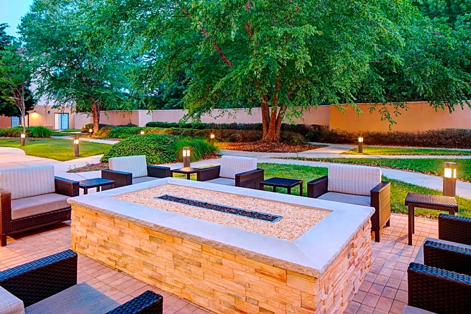 Courtyard by Marriott Richmond Airport