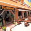 Hotel Bucaneros