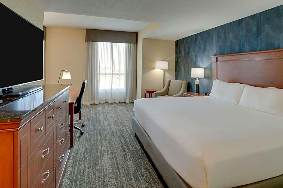 DRURY INN & SUITES MT VERNON