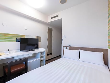 Double Room with Small Double Bed - Non-Smoking