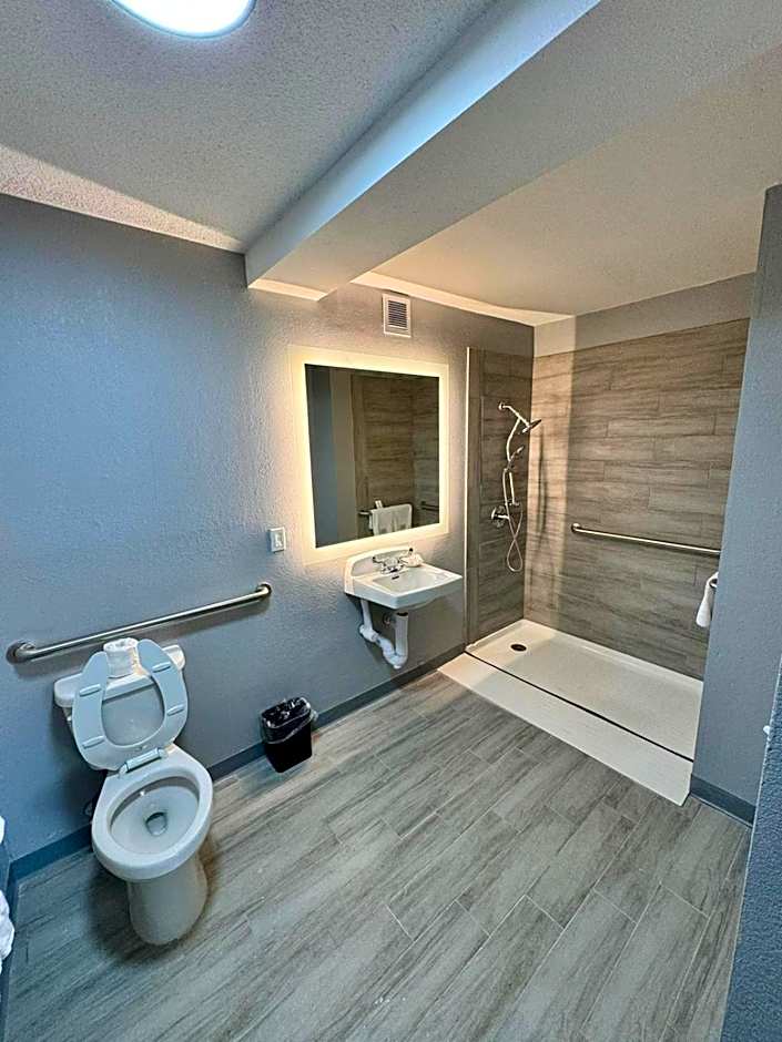 Hawthorn Extended Stay by Wyndham Columbia / Ft. Jackson