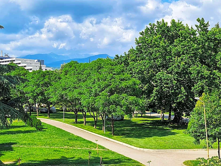 Парк Апарт-Хотел Виктория 1