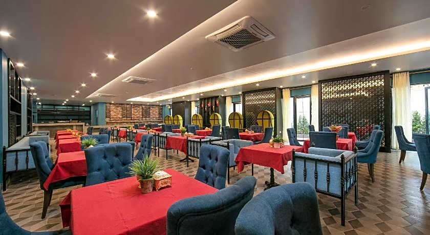 Azalea Parkview Hotel