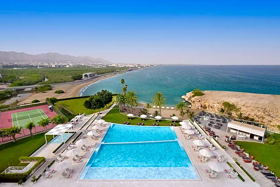 Crowne Plaza Muscat By IHG