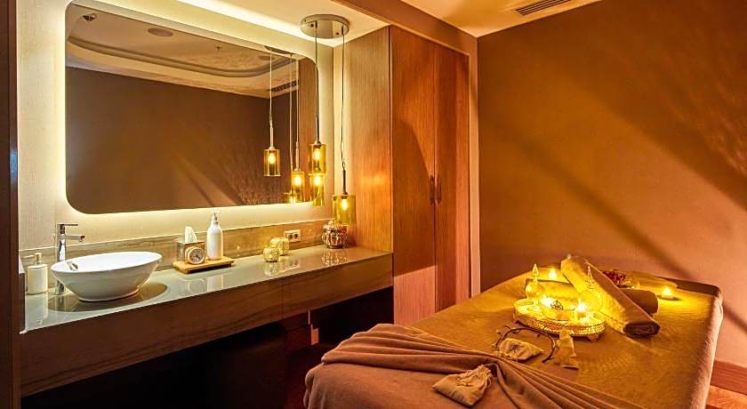 Movenpick Istanbul Hotel Golden Horn