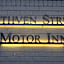 Ruthven Street Motor Inn
