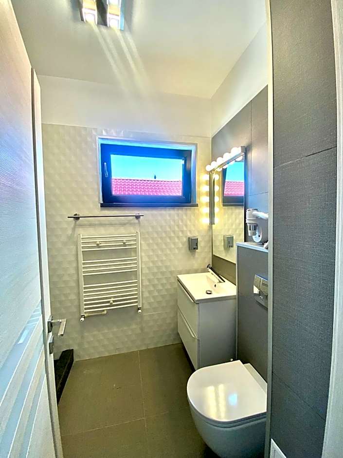 Enjoy Life Apartments