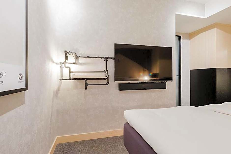 Hotel With Urban Deli