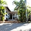 Bhangazi Lodge Bed & Breakfast