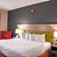 Country Inn & Suites by Radisson, Bloomington-Normal West, IL