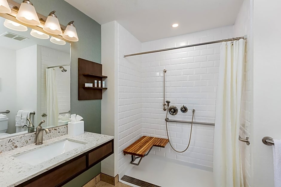 Hilton Garden Inn Davis Downtown