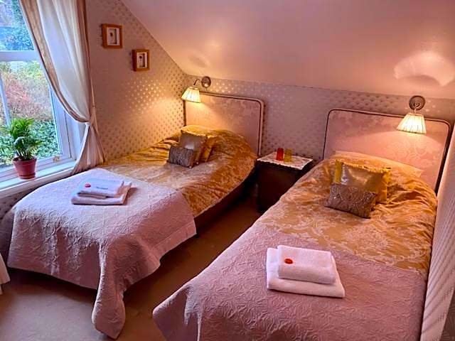 Rosebank House Bed & Breakfast