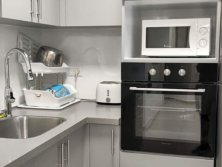 Dizengoff Penthouse Boutique Hostel