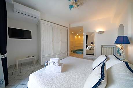 King Room with Spa Bath