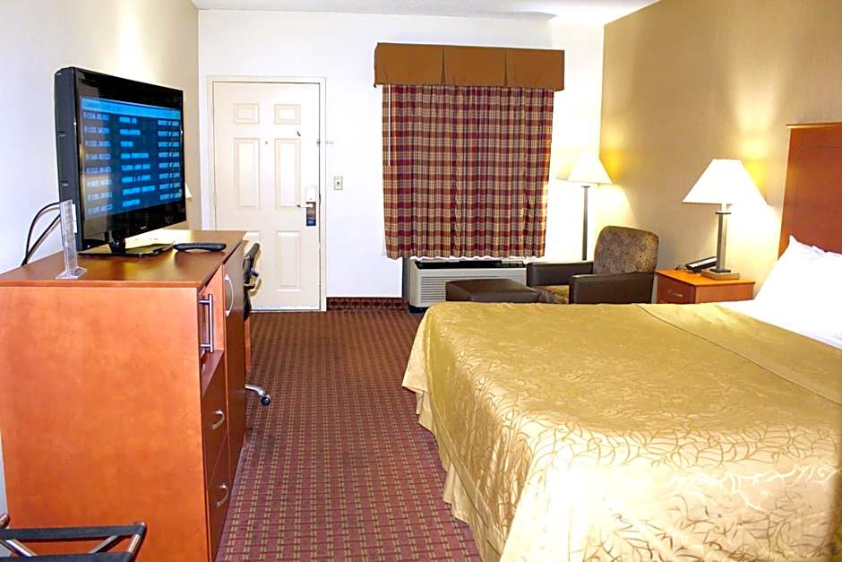 Baymont by Wyndham Franklin