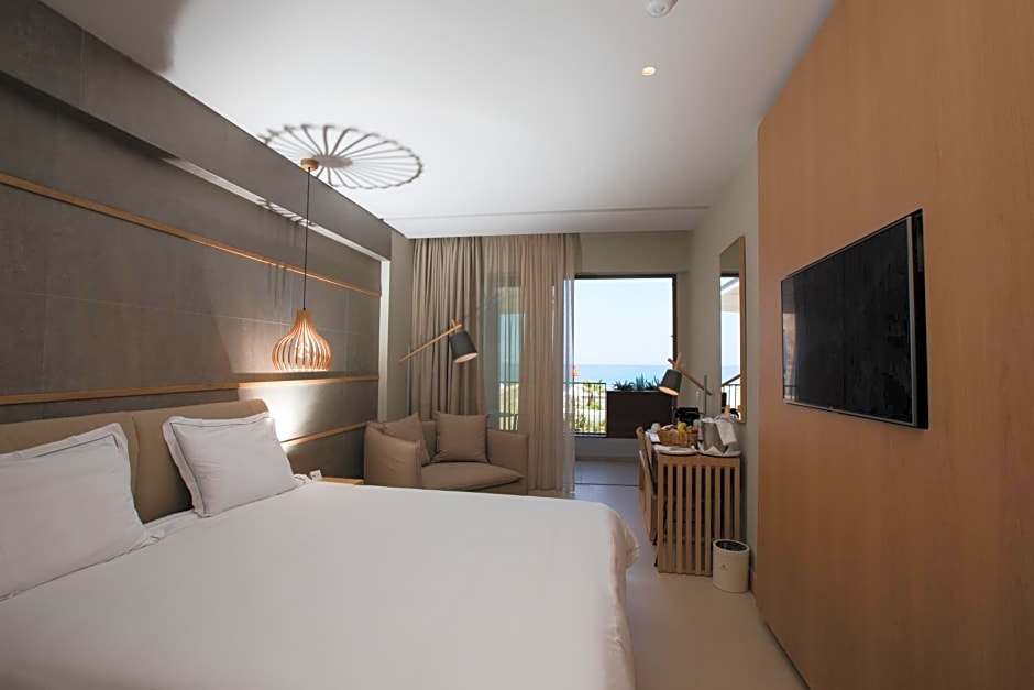 Ikones Seafront Luxury Suites