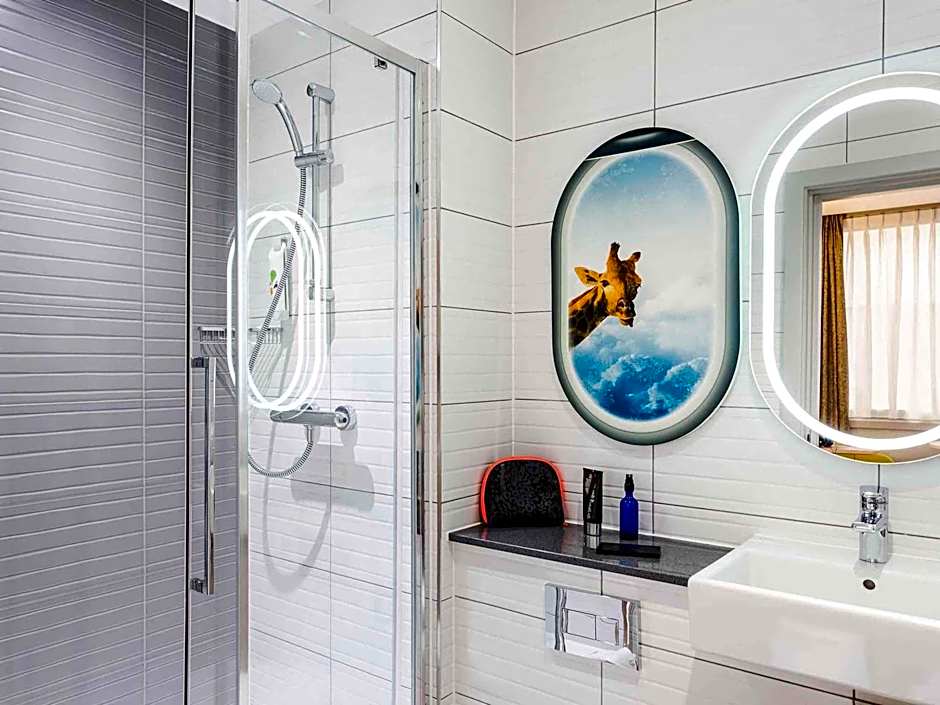 ibis Styles London Heathrow Airport