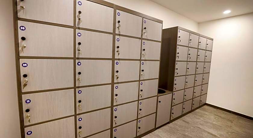 SAIGON TRAVEL LOUNGE