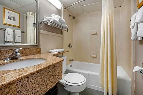 Clarion Hotel And Conference Center Harrisburg West – New Cumberland, PA