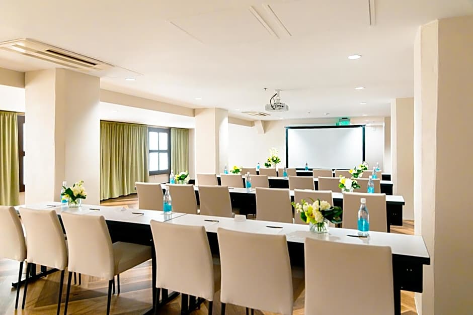 The Exchange Sacramento, Curio Collection by Hilton