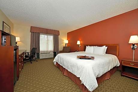 1 KING MOBILITY ACCESS ROLL IN SHOWER NOSMOK