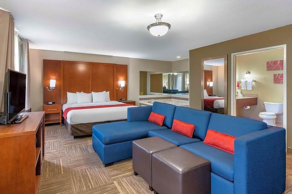 Comfort Suites Urbana Champaign, University Area