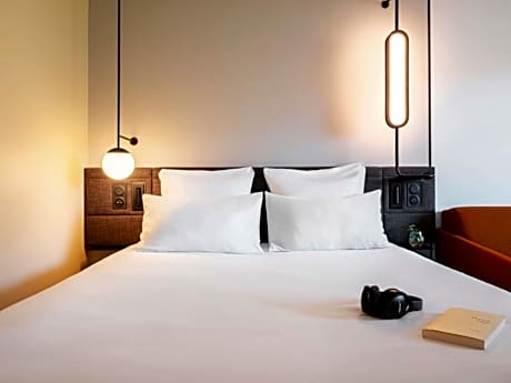 Queen Room with Sofa Bed