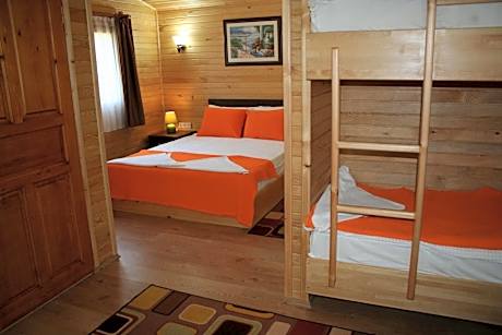 Bungalow (2 Adults)