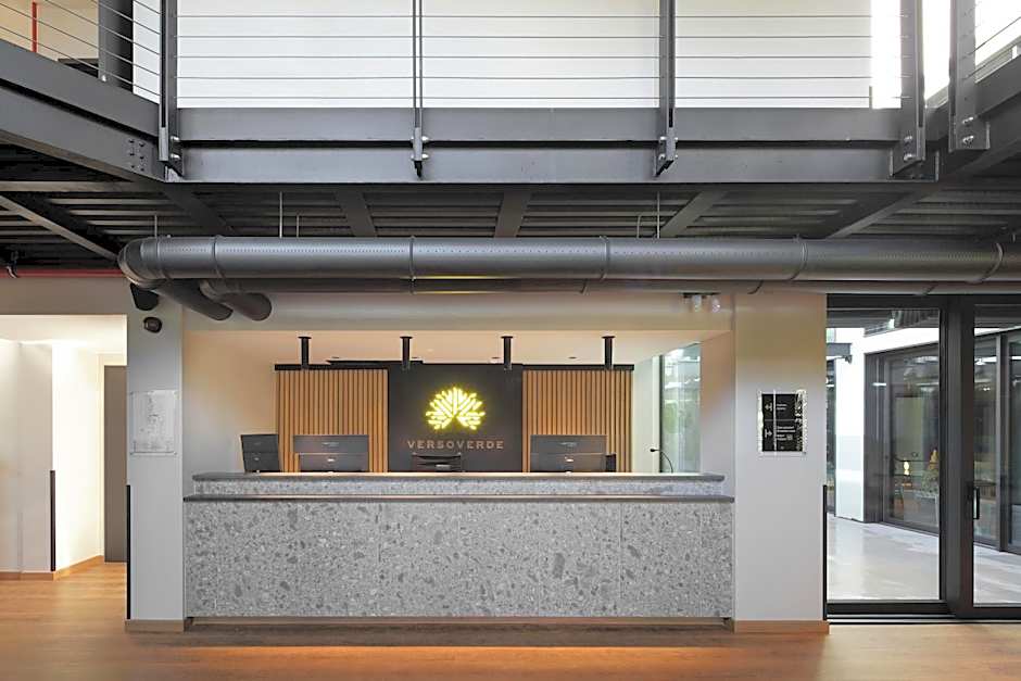 VERSOVERDE HOTEL Alzaia Naviglio Grande