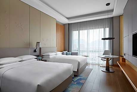 Executive Double Room, M Club lounge access