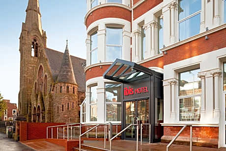 ibis Belfast Queens Quarter