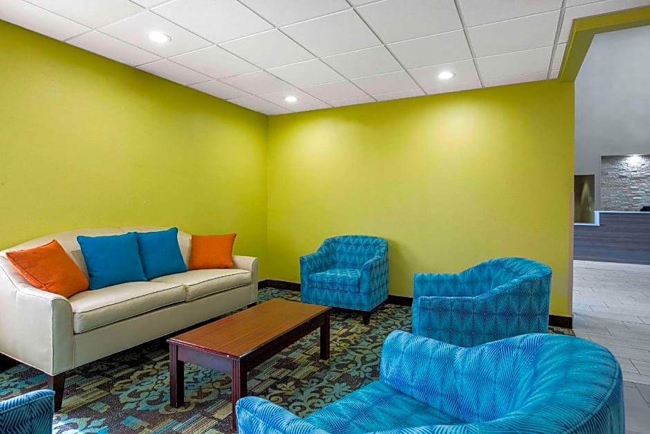 Quality Inn & Suites Arnold – St Louis – Arnold, MO