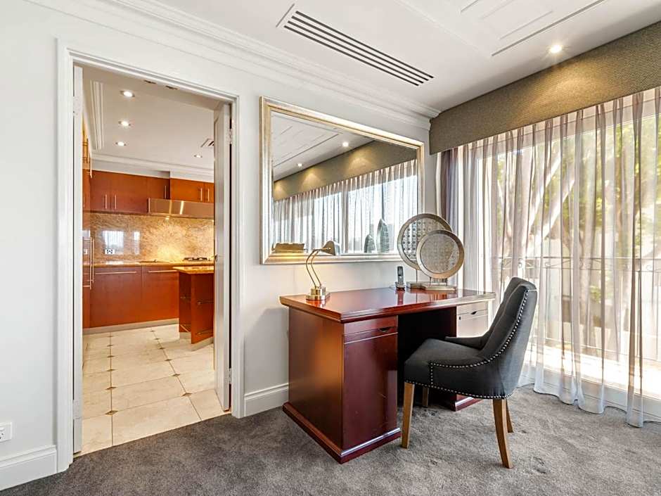 The Peninsula Riverside Serviced Apartments