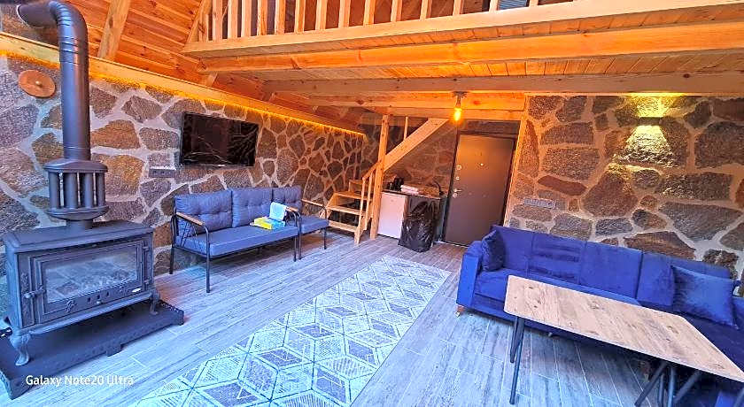 Golden Rose Bungalov