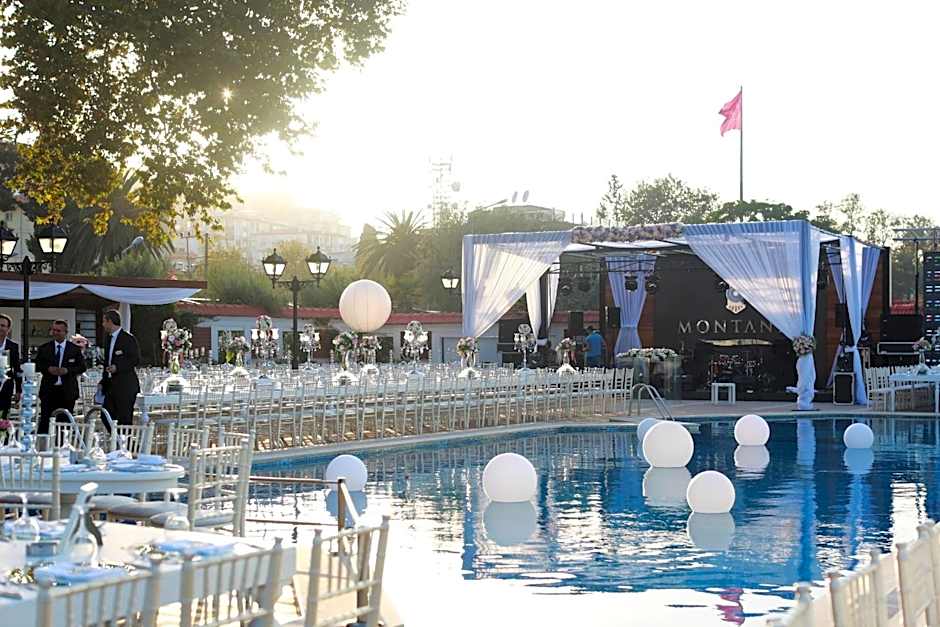 Montania Special Class Hotel