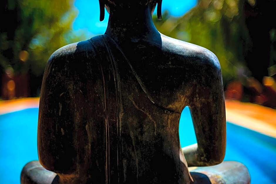 Chillout Hotel Tres Mares