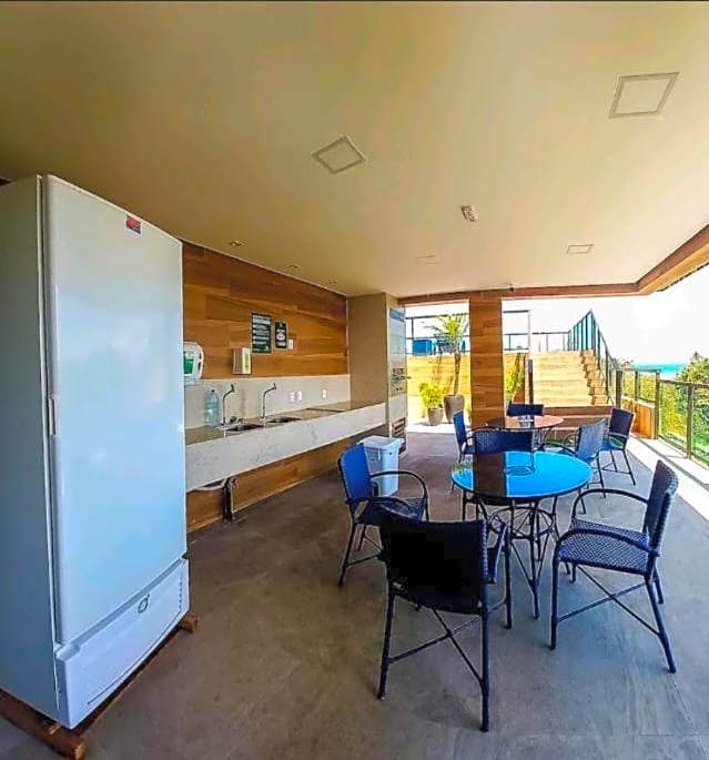 Flat com Rooftop à 100metros das Piscinas Naturais