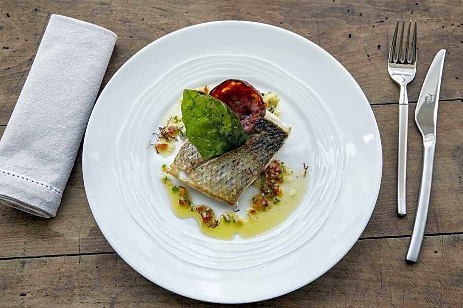 Hotel de L'Abbaye Le Tronchet - Handwritten Collection