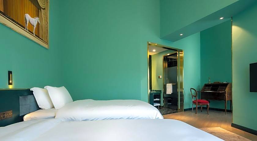 Moon and Chalice Boutique Hotel
