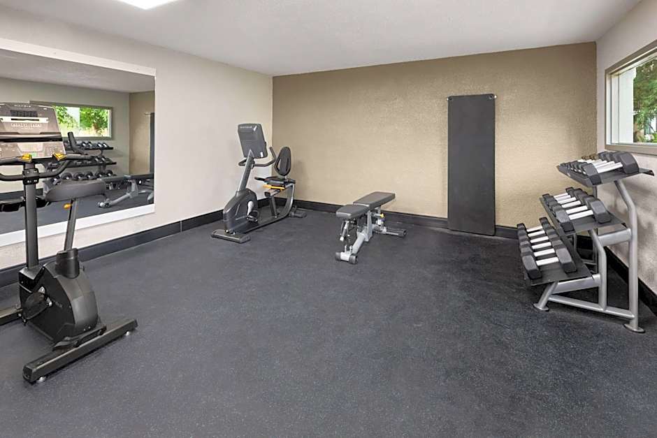 Wyndham Garden Romulus Detroit Metro Airport