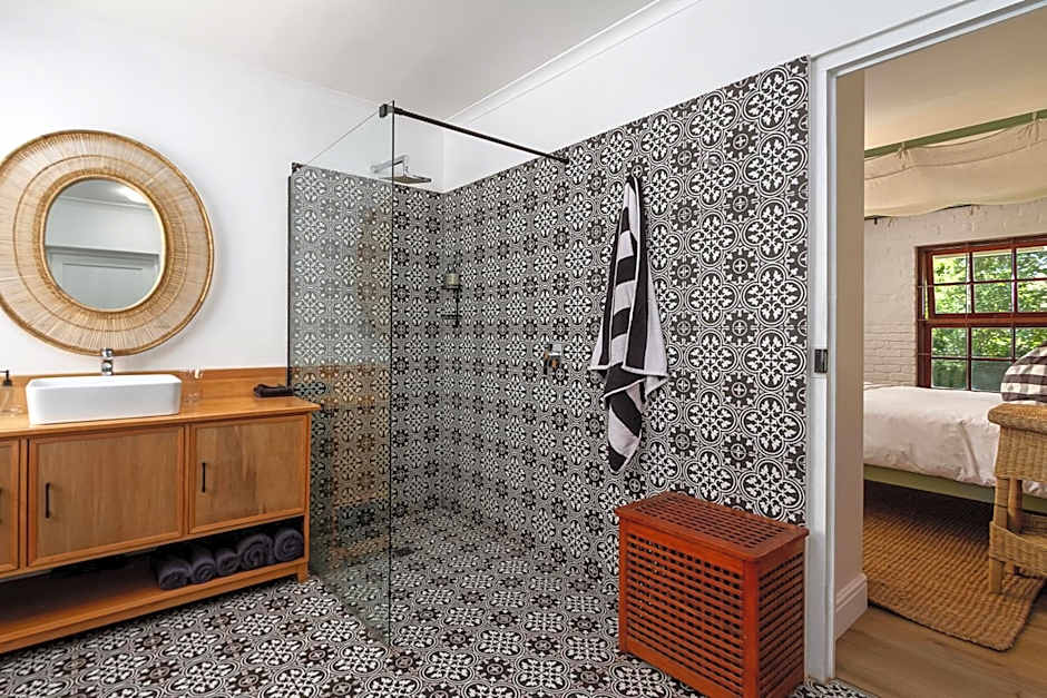Noordhoek Village Hotel