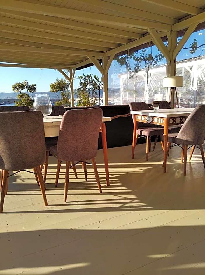 Family Hotel Saint Nikola and Free parking