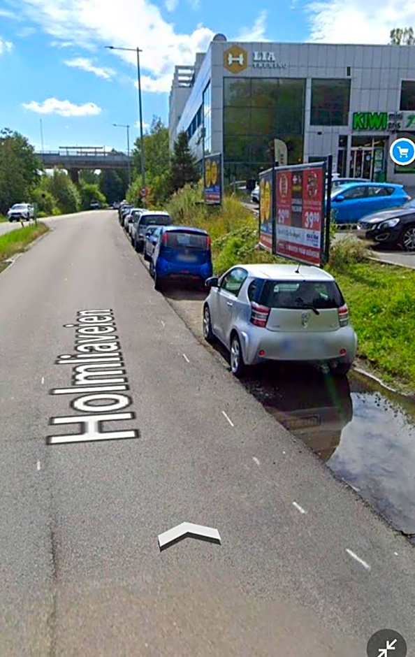 Bedroom in apartment 12 minutes to Oslo City by train