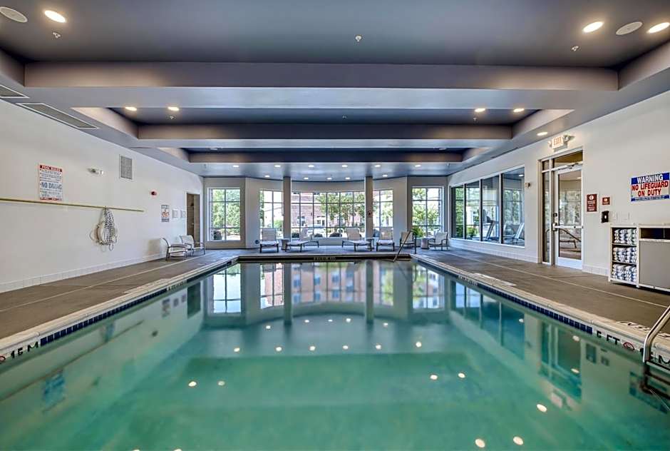 DoubleTree By Hilton Raleigh Cary