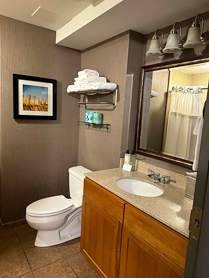 Normandy Farm Hotel & Conference Center